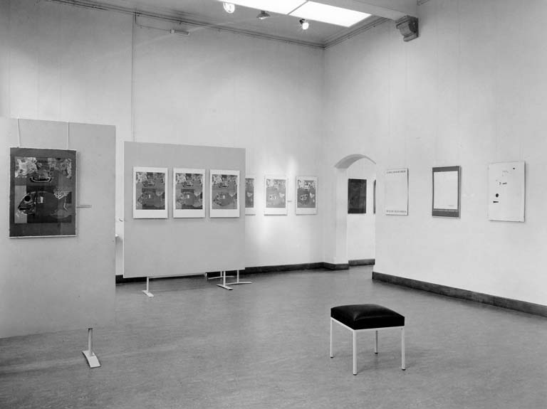 Zaal met druk- en kleurproeven, 1971 (Centraal Museum)