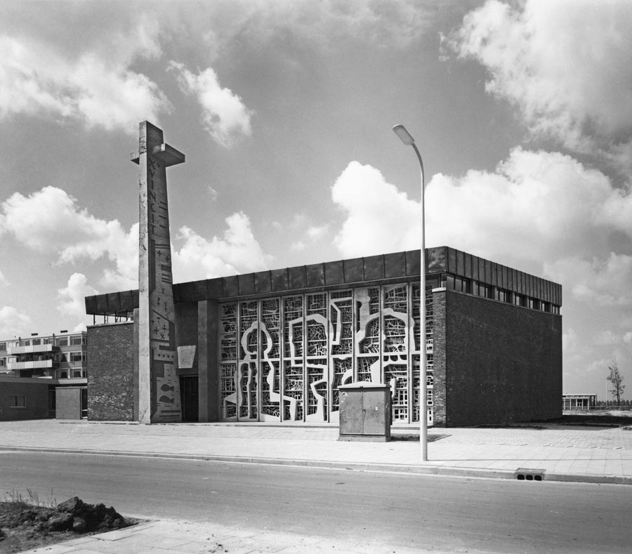 Christus Koningkerk aan de Marshalllaan in 1961 (Publicam/Het Utrechts Archief)